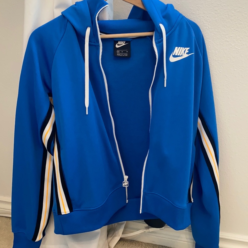 Retro Nike zip up